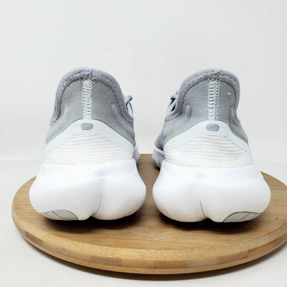 Nike Free RN 5.0 Shoes Womens 7 Wolf Grey Lightweight Barefoot Sneaker